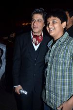Shahrukh Khan at NDTV Profit Business Leadership Award in Taj Land_s End on 7th Jan 2012 (67).JPG